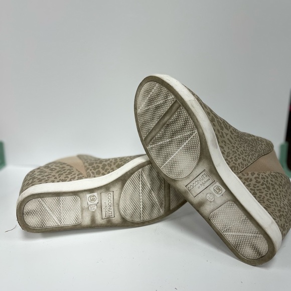 Coconuts by Matisse Tan Leopard Print Sneakers - Picture 2 of 2
